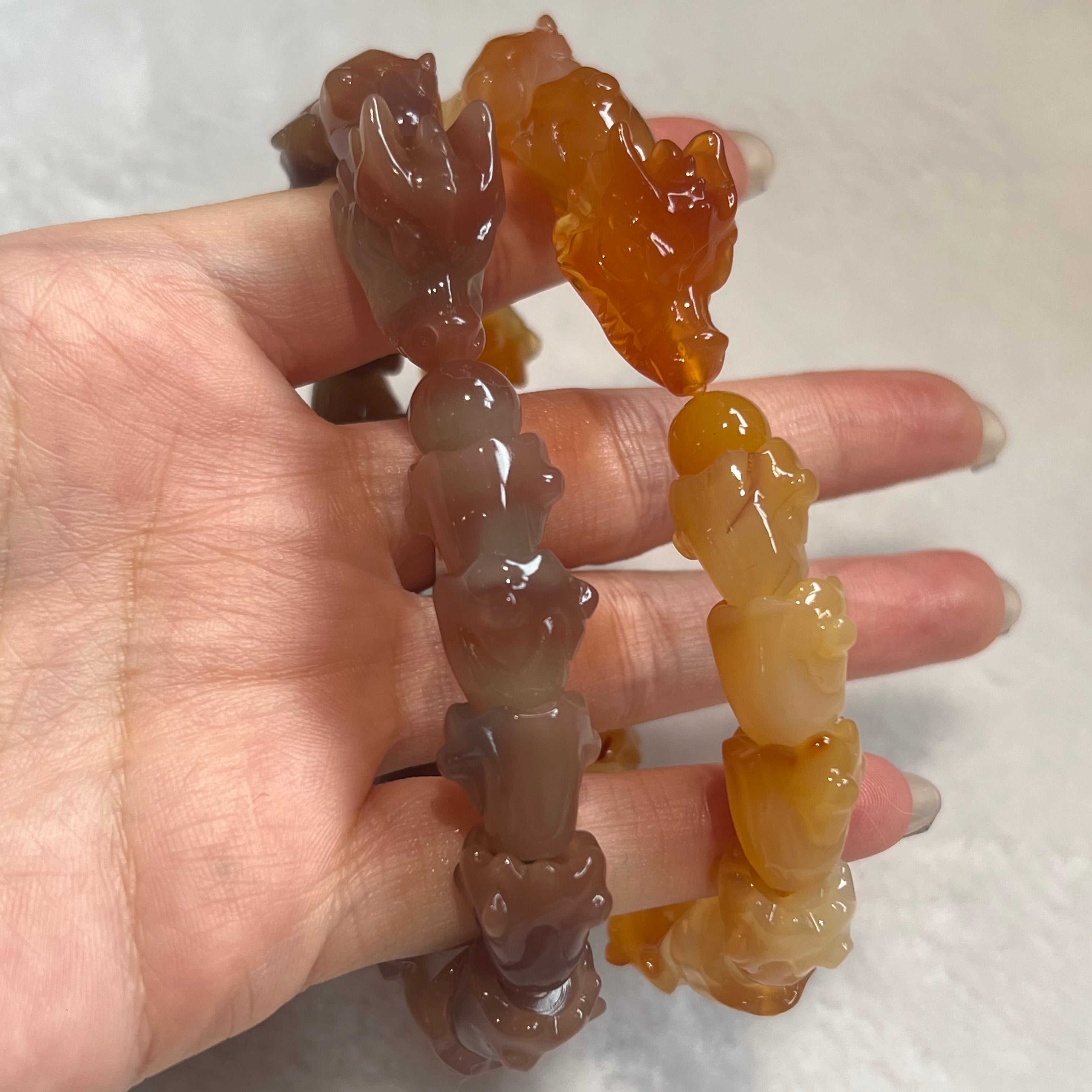Natural agate dragon carving brecelet